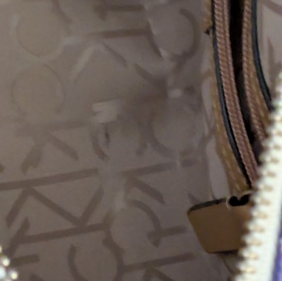 Colorful Calvin Kline purse - Picture 3 of 4